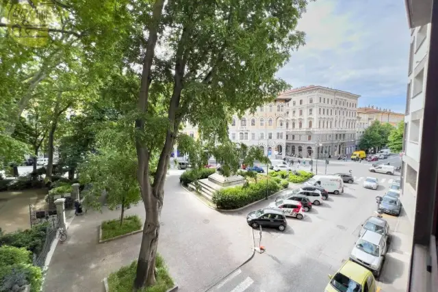  in vendita, Via Guglielmo Marconi, 6 6, Trieste - Foto 1