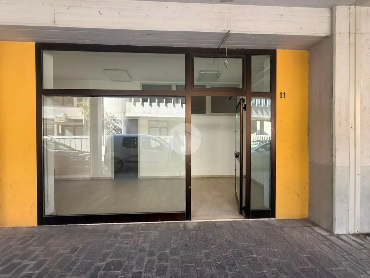 Negozio in Largo Donatori di Sangue, Poggio Rusco, {3} - Foto 1