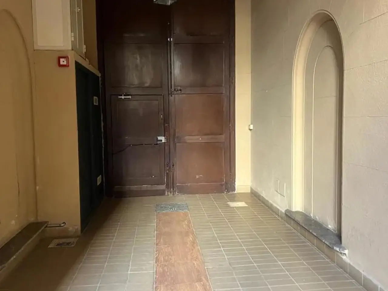 Magazzino in Via Isidoro La Lumia 20, Palermo, {3} - Foto 2