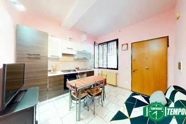 2-room flat in Via Mario Maggioli 83, Alessandria - Photo 1