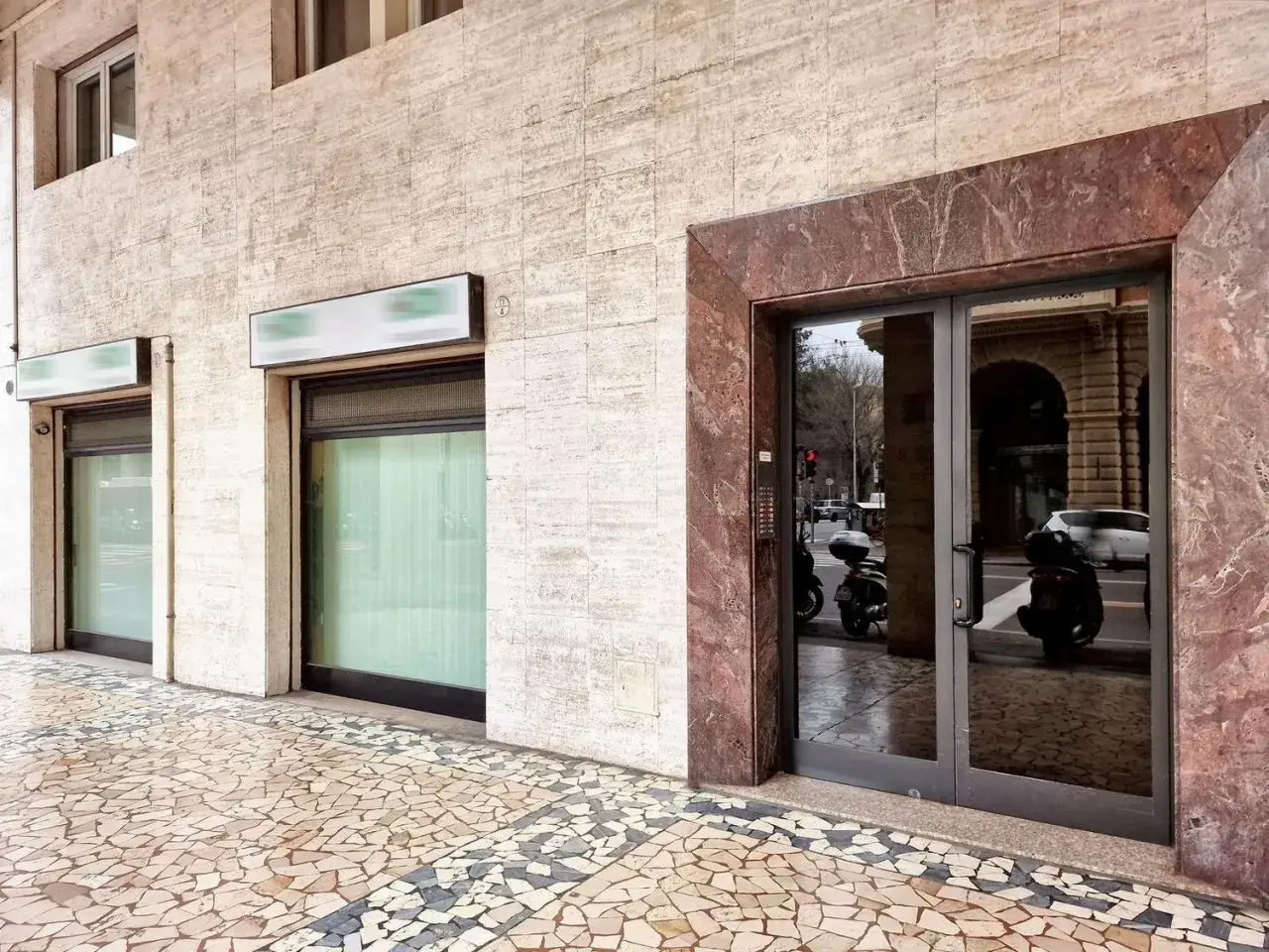 Ufficio in Via Giovanni Amendola, N. 11, Bologna, {3} - Foto 2