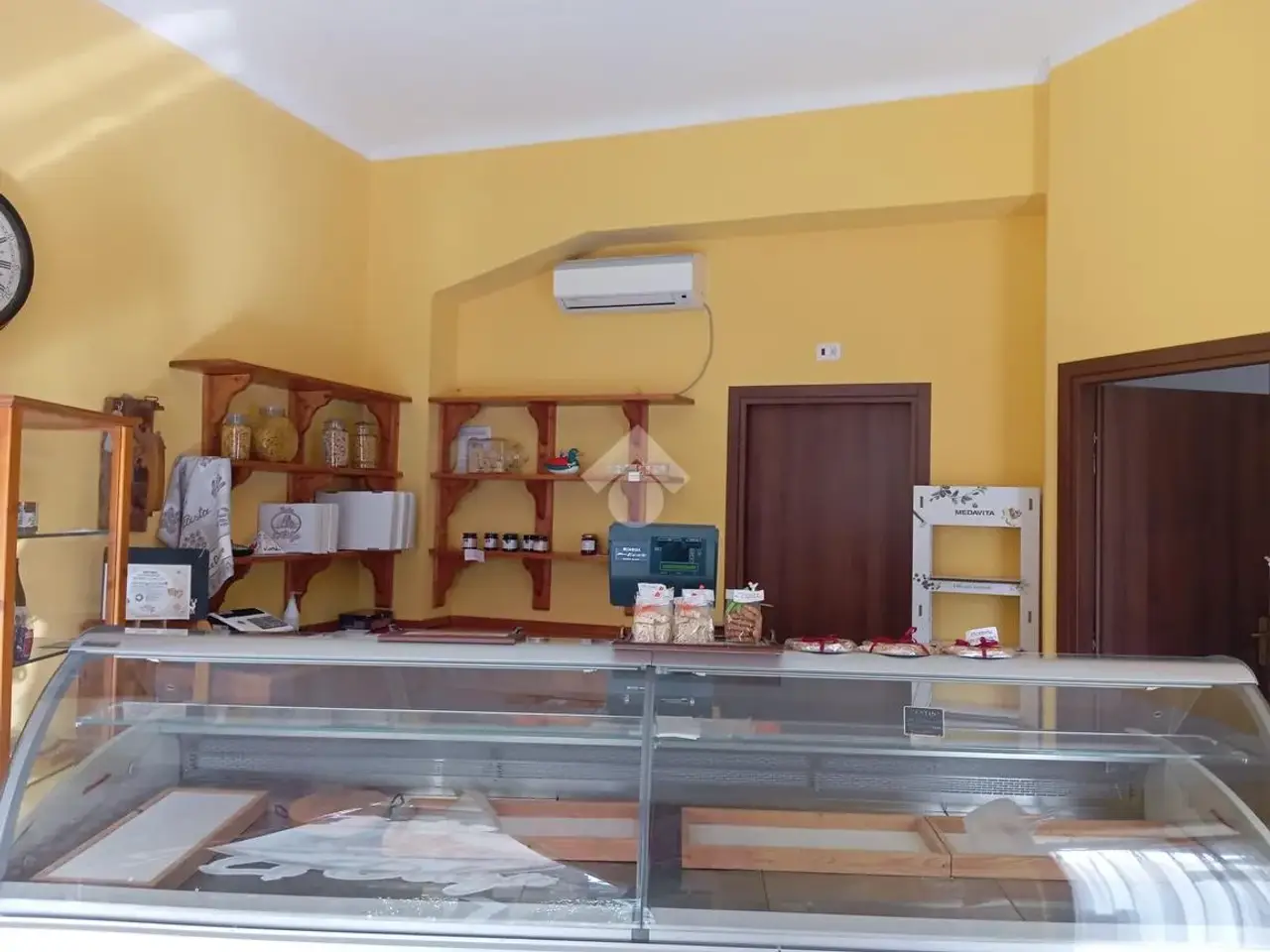 Negozio in Via Matteotti 15, San Vittore Olona, {3} - Foto 1