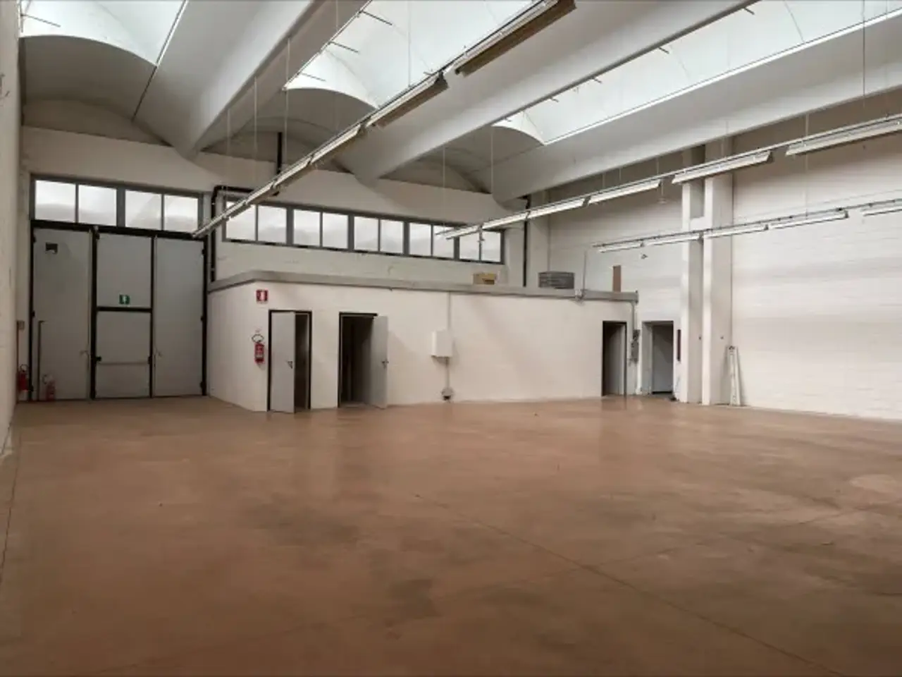 Magazzino in Via Priula, Nervesa Della Battaglia, {3} - Foto 1