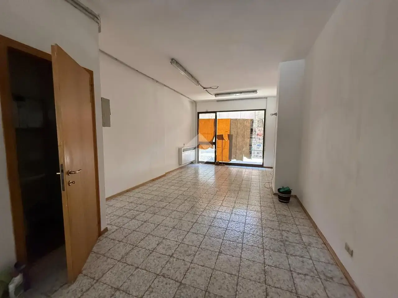 Negozio in Via della Valle 242, Cesena, {3} - Foto 1