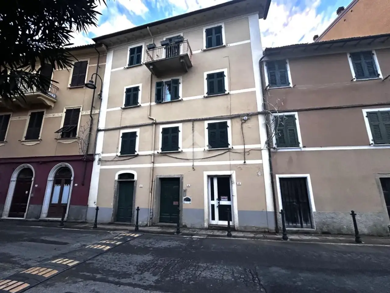 Negozio in Via Garibaldi 20, Lerici, {3} - Foto 1