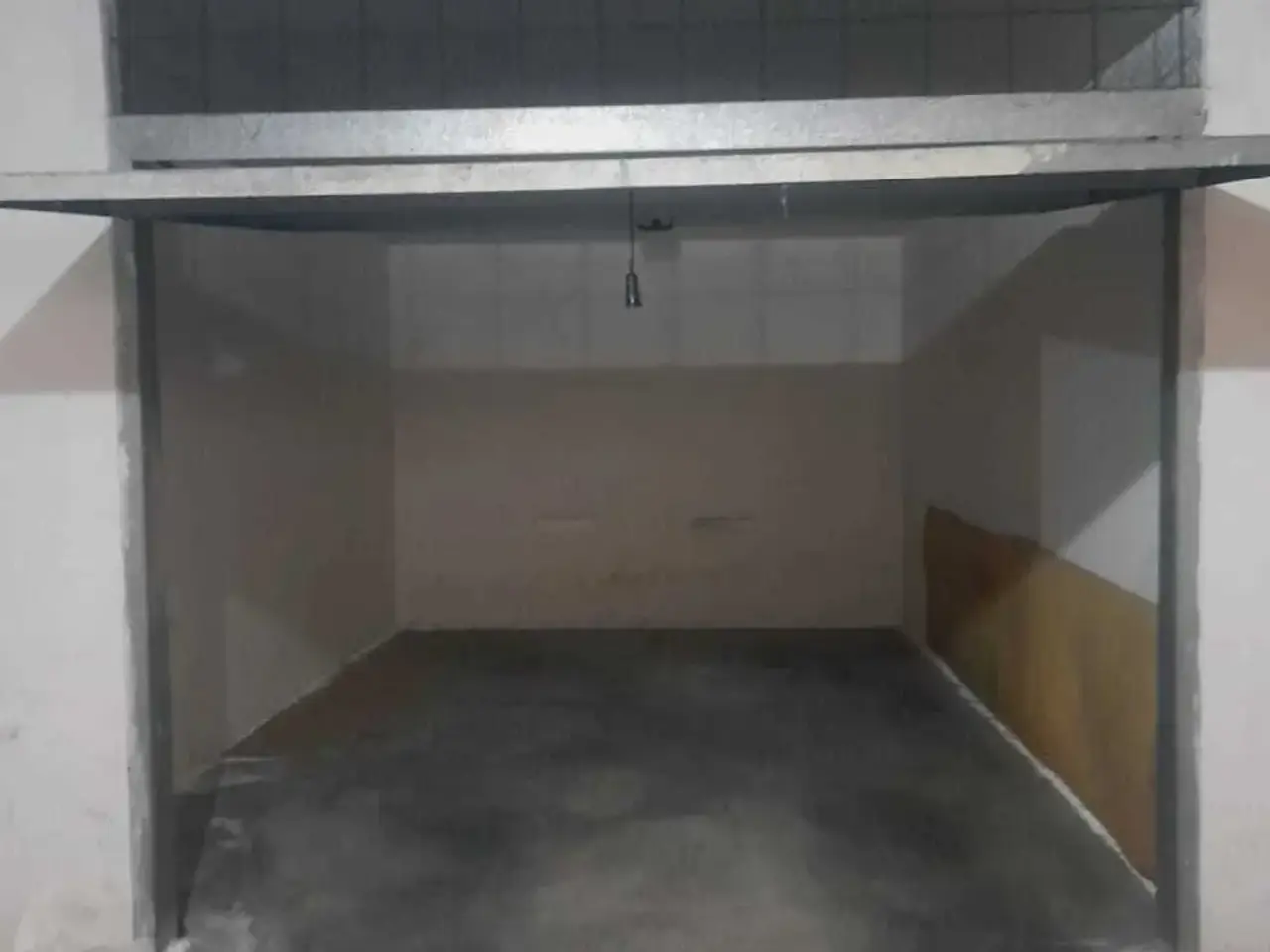 Parcheggio chiuso in Via Vincenzo Bianco 6, Lanciano, {3} - Foto 2