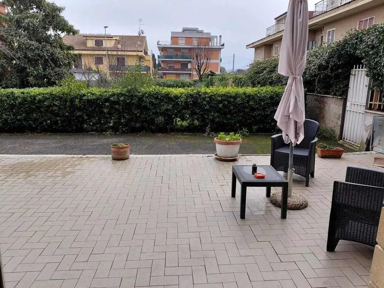 Negozio in Via dei Tulipani 15, Guidonia Montecelio, {3} - Foto 2