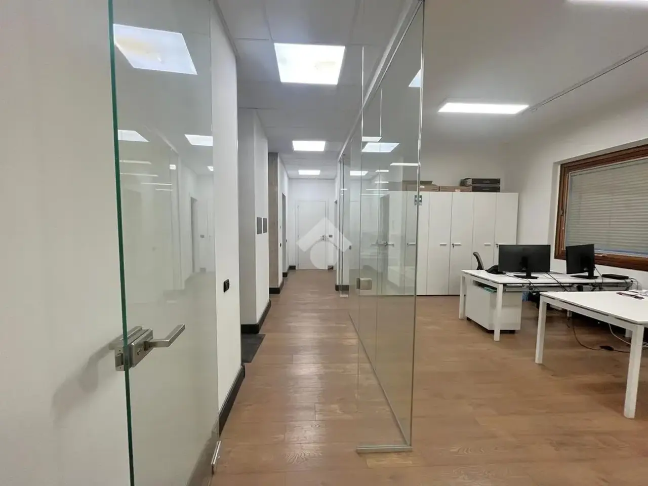 Ufficio in Via Carlo Bianconi, Milano, {3} - Foto 1