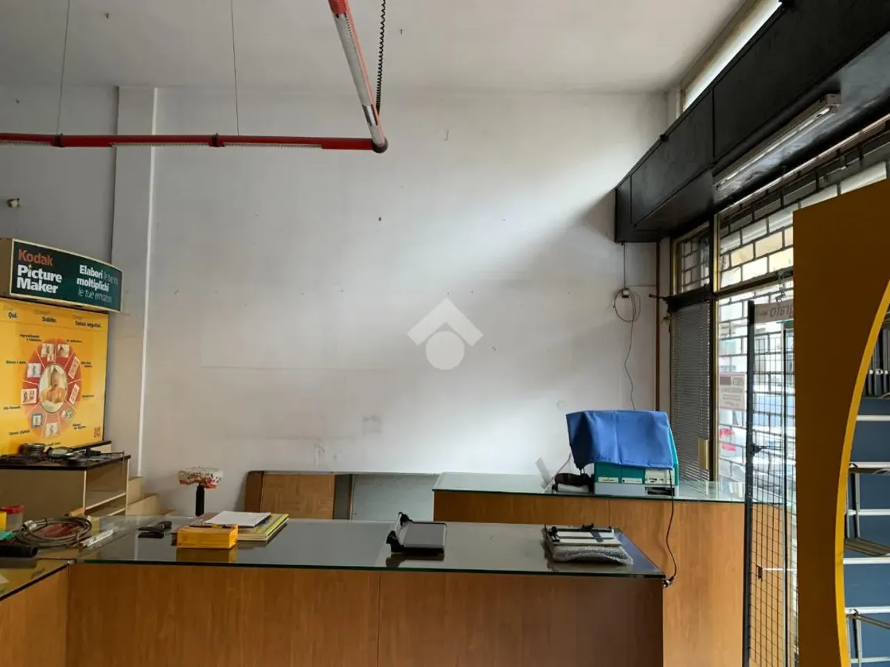Negozio in , Verona, {3} - Foto 1
