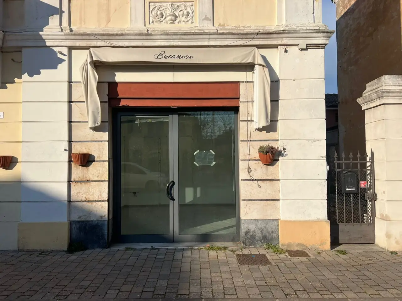 Negozio in Via Giacomo Matteotti 22, Poggio Renatico, {3} - Foto 1