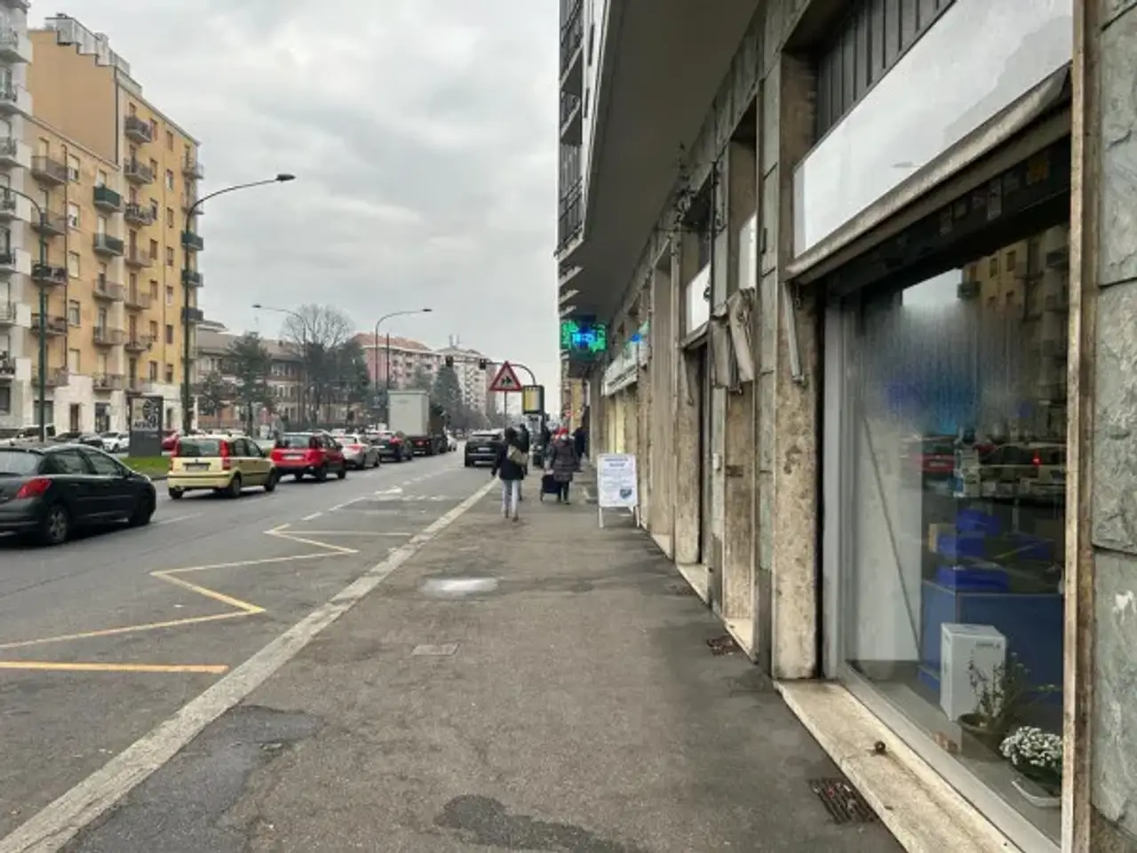 Negozio in Via Francesco De Sanctis 60, Torino, {3} - Foto 2
