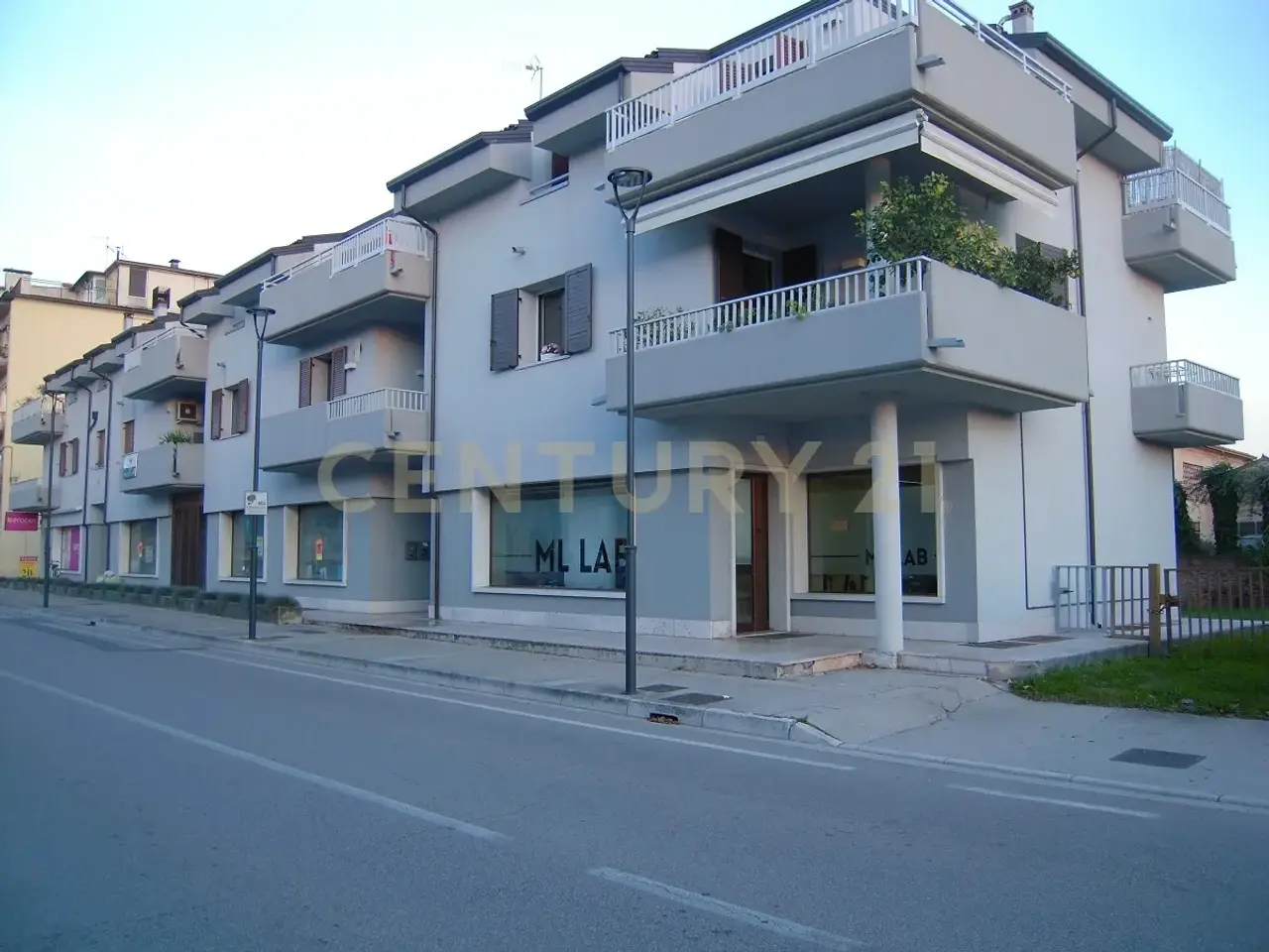 Negozio in Via Umberto I 53, Bovolone, {3} - Foto 1