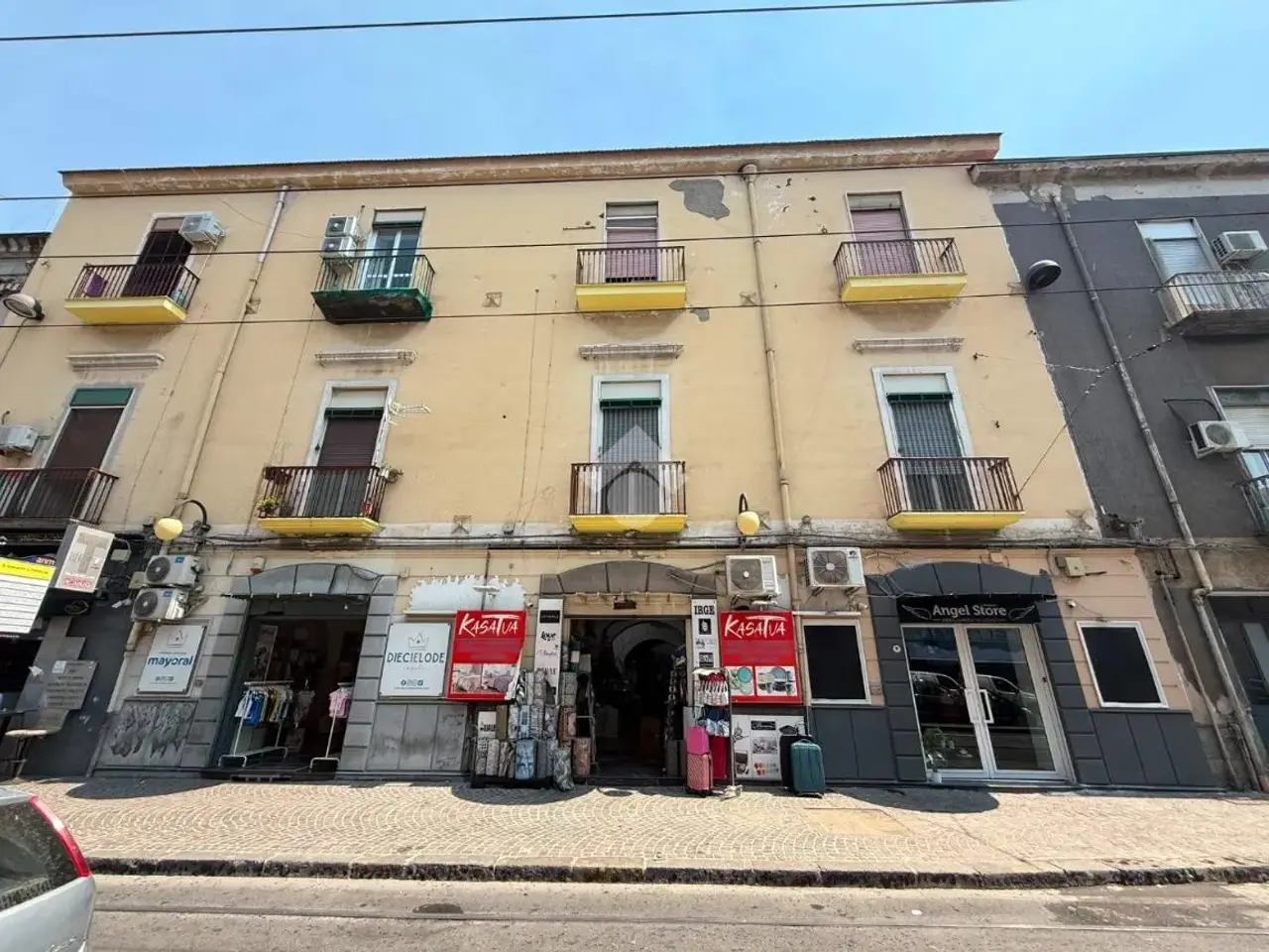 Negozio in C.So S. Giovanni a Teduccio 236, Napoli, {3} - Foto 1
