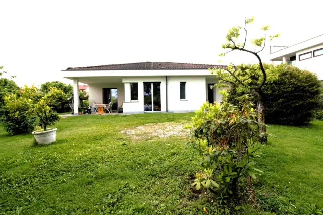 Villa in Via Nazionale dei Giovi 256, Lentate sul Seveso - Foto 1