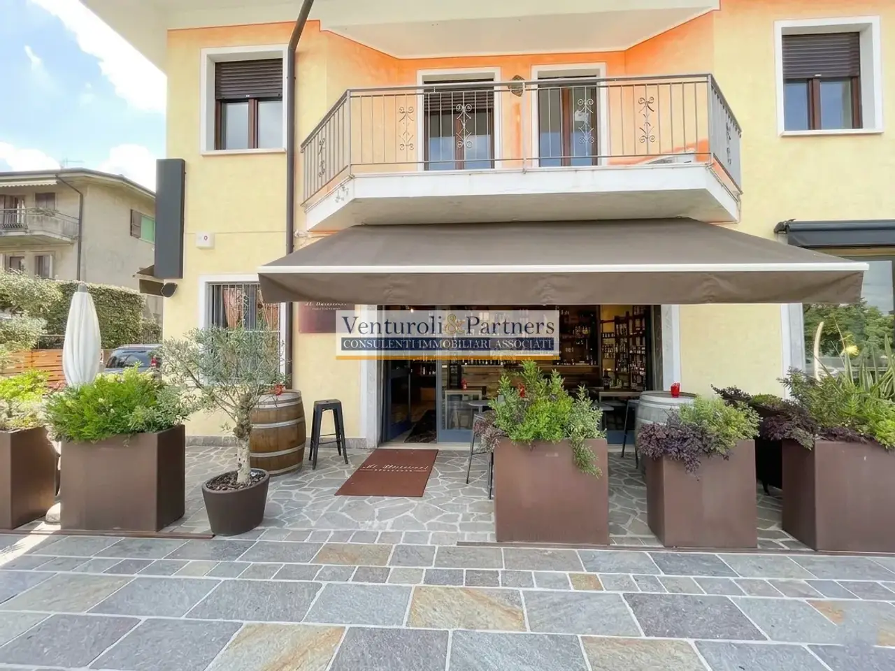Esercizio commerciale in Via Monte Falò 4, Lonato, {3} - Foto 2