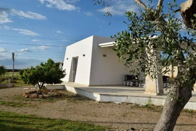 Villa in Via Giuseppe Garibaldi, Porto Cesareo - Foto 1