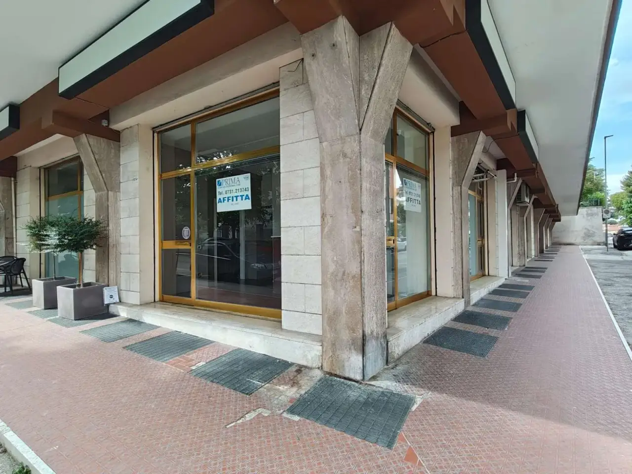 Palazzina commerciale in Via San Francesco 27, Jesi, {3} - Foto 2