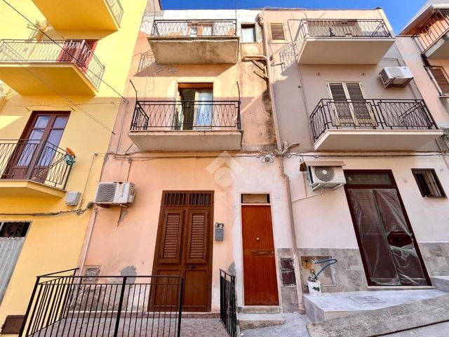 Casa indipendente in Via Bari 26, Castellammare del Golfo - Foto 1