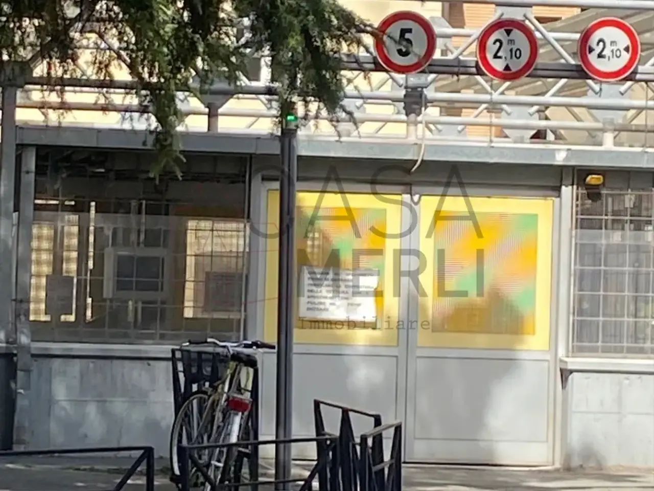 Parcheggio chiuso in Via Bonifacio Festazvia Festaz 72, Aosta, {3} - Foto 1