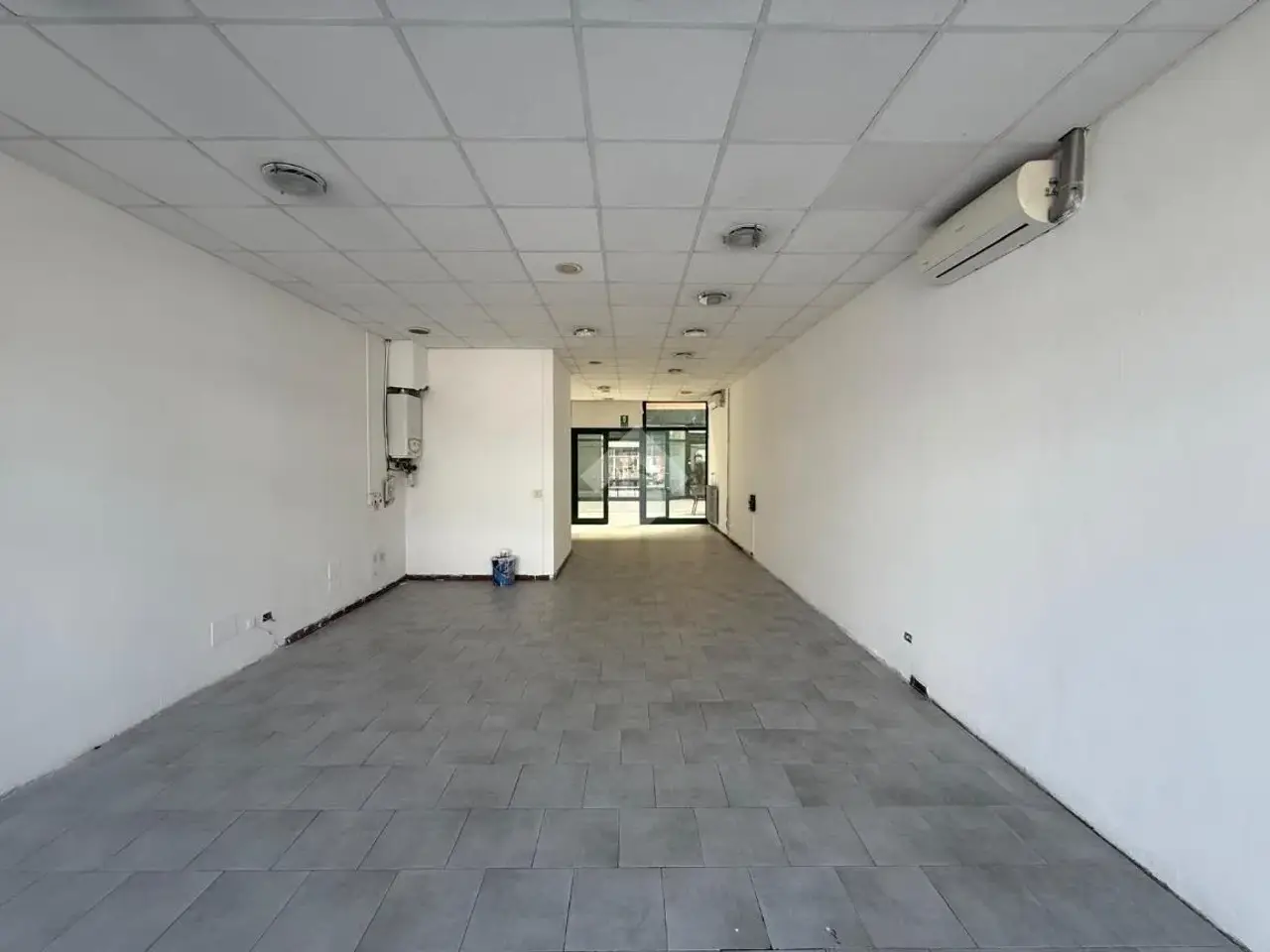 Negozio in Via Giotto 11, Correggio, {3} - Foto 2