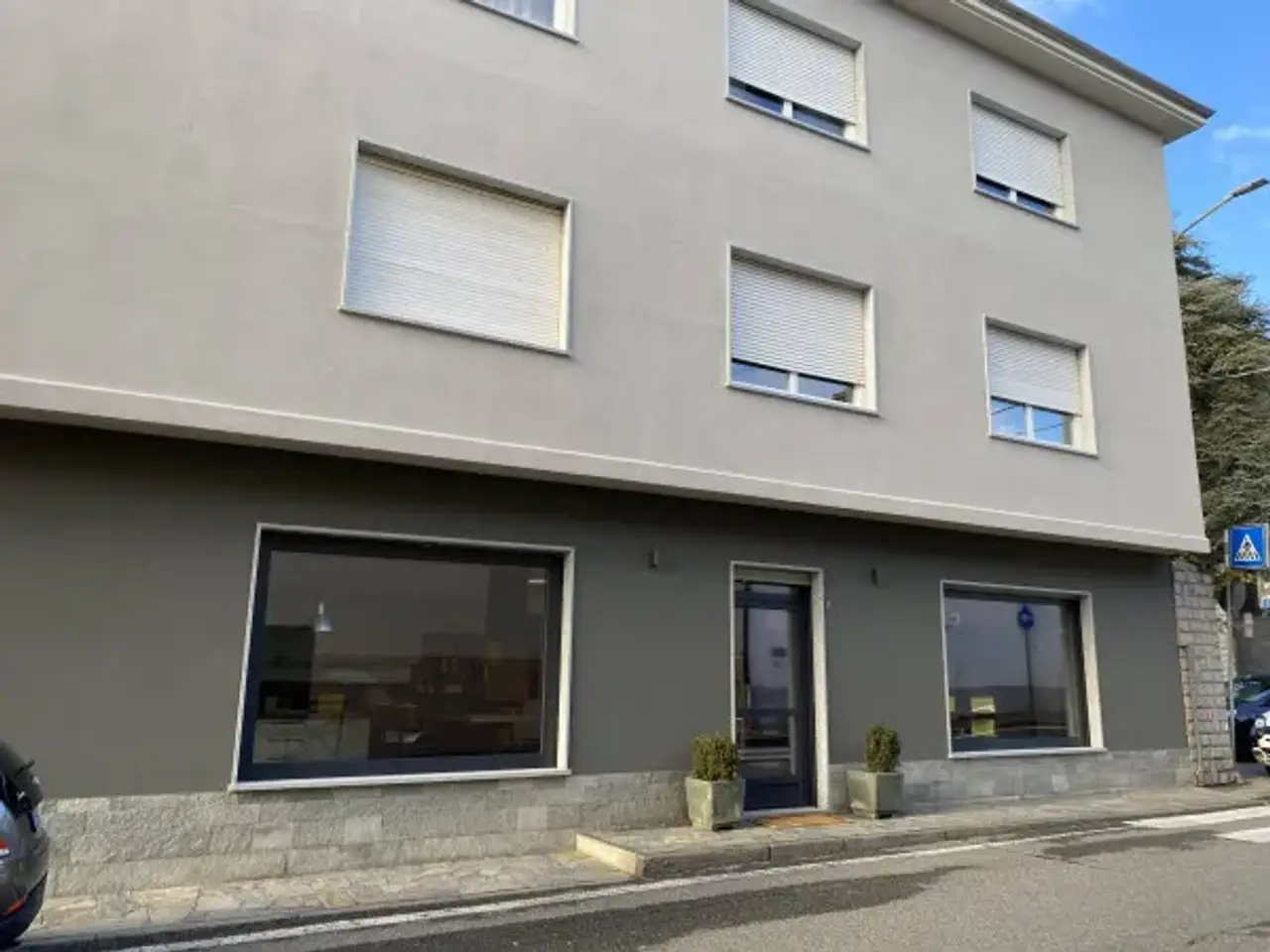 Negozio in Via Don Luigi Balbiano 5, Avigliana, {3} - Foto 1