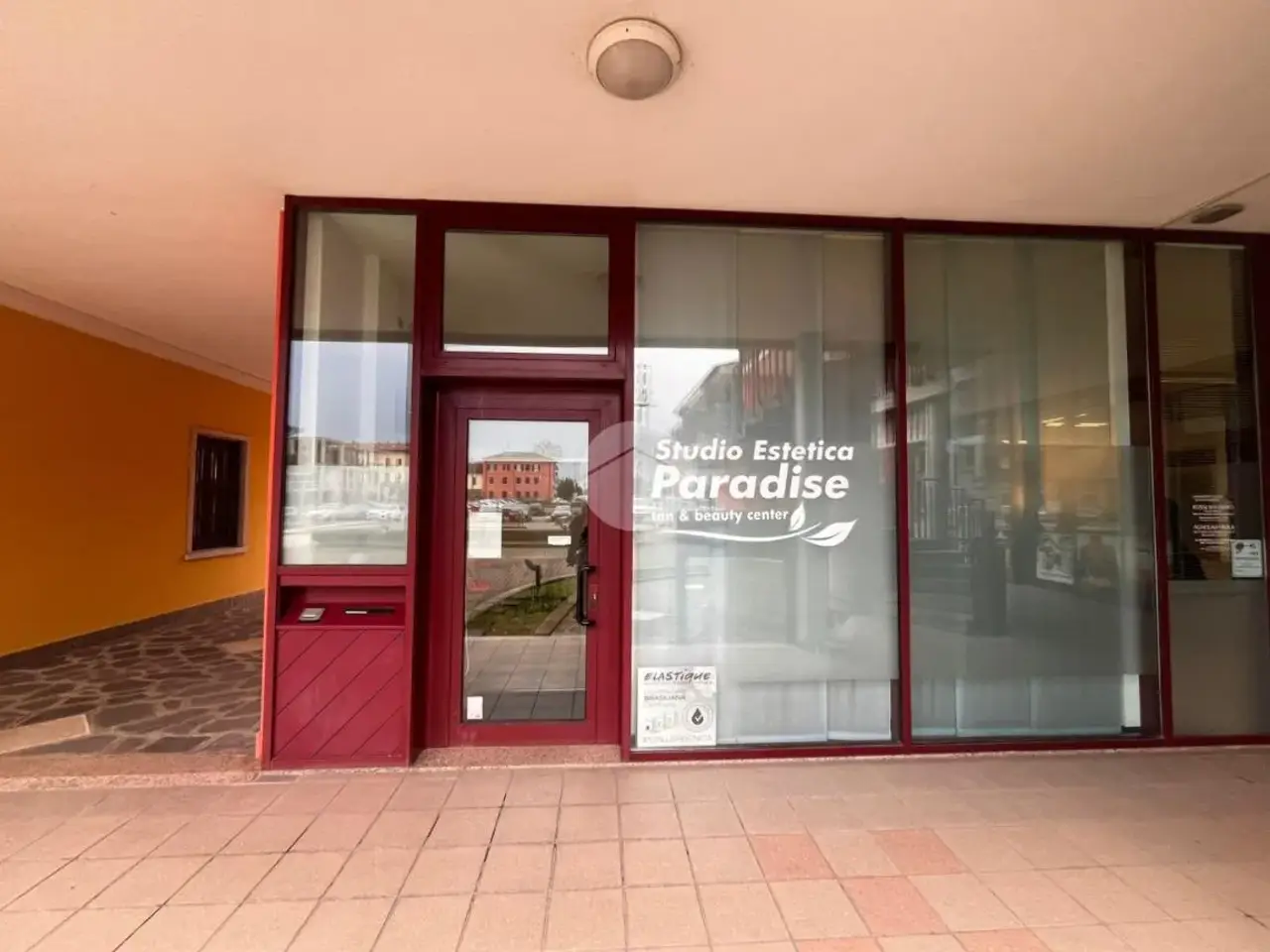 Negozio in Via Marzan 4, Peschiera Del Garda, {3} - Foto 2