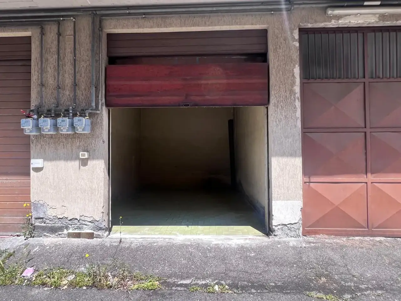Parcheggio chiuso in , Mascalucia, {3} - Foto 2