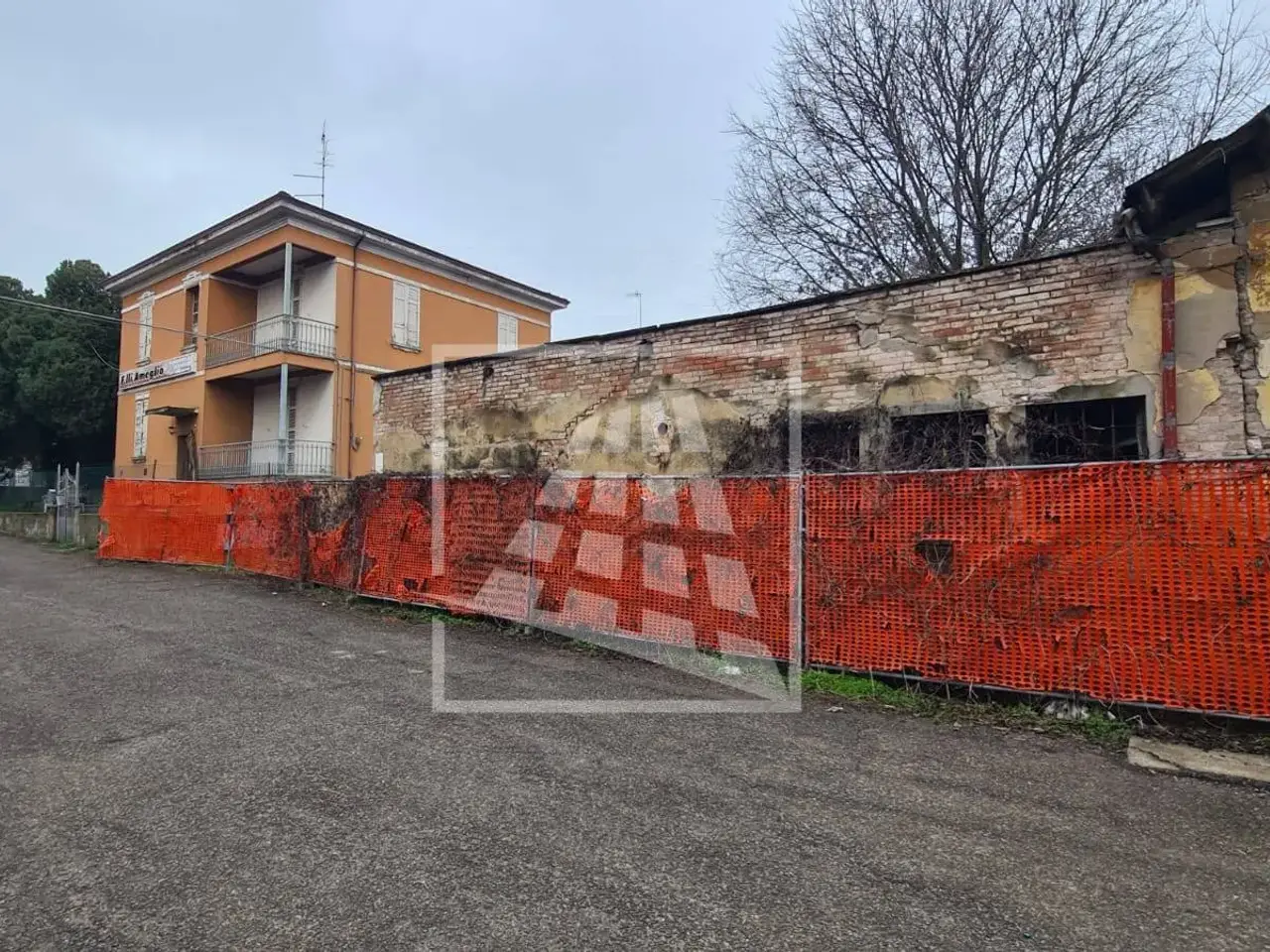Laboratorio in Via Fratelli Cervi 87, Reggio nell'Emilia, {3} - Foto 2