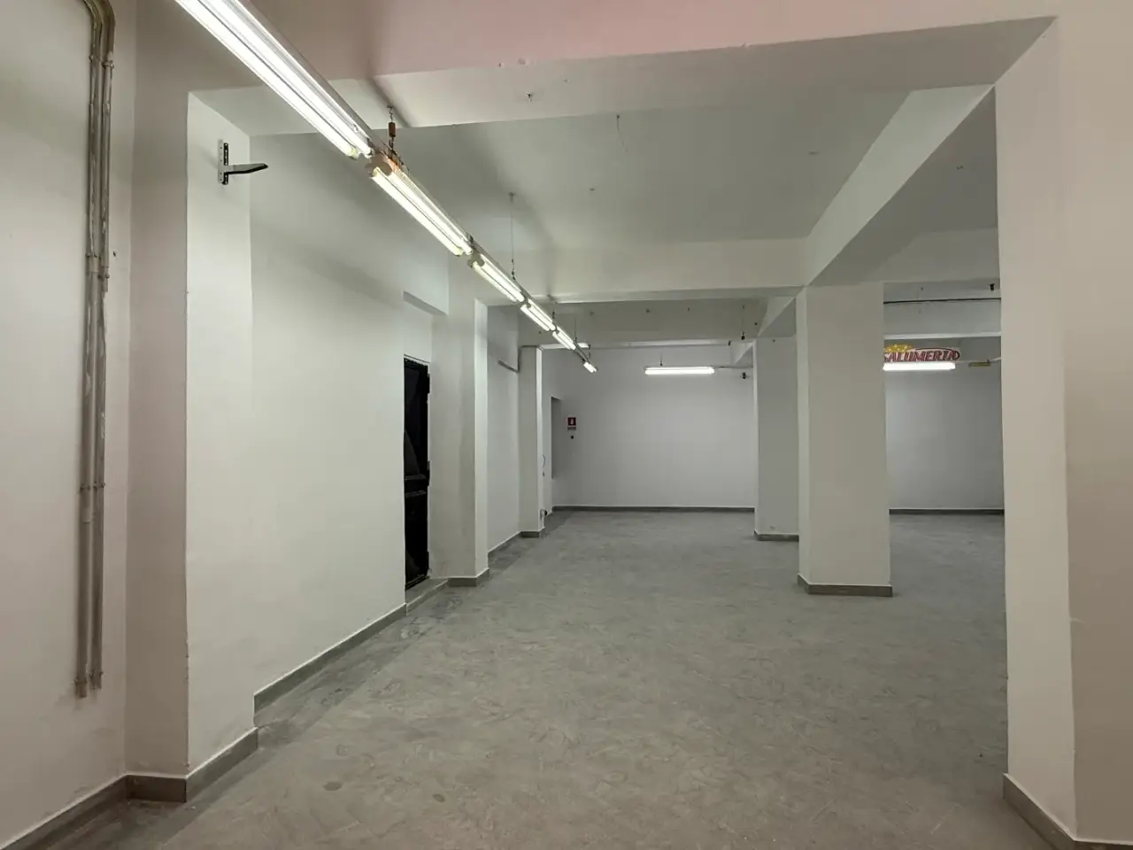 Magazzino in Via Santa Marta 230, Messina, {3} - Foto 2