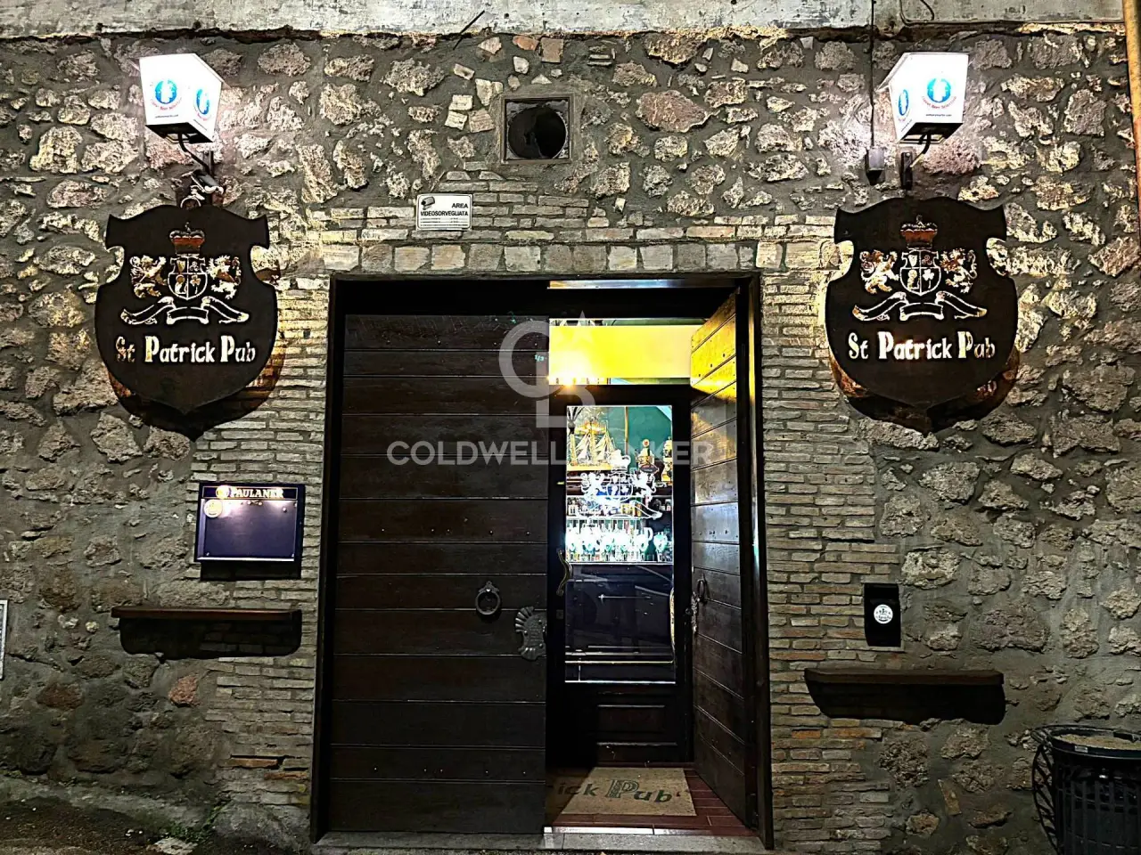 Esercizio commerciale in Via del Casalaccio 1, Soriano Nel Cimino, {3} - Foto 2