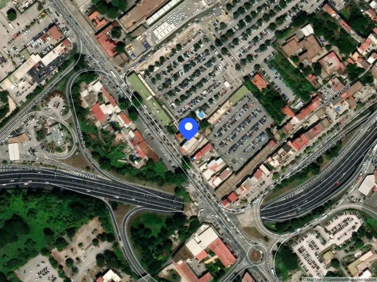 Fabbricato misto in Viale Comandante Umberto Maddalena, 37, 80144 Napoli Na, Italia 37, Napoli, {3} - Foto 1