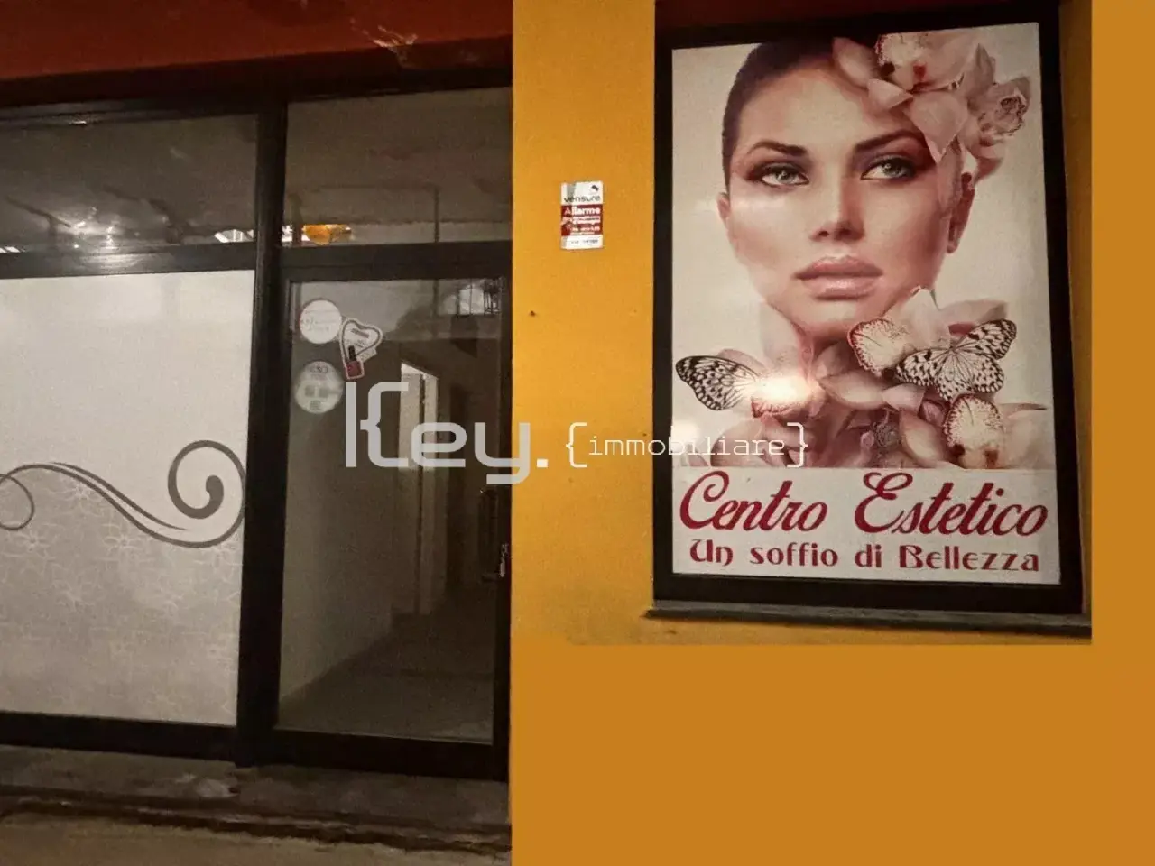 Negozio in , Terracina, {3} - Foto 1