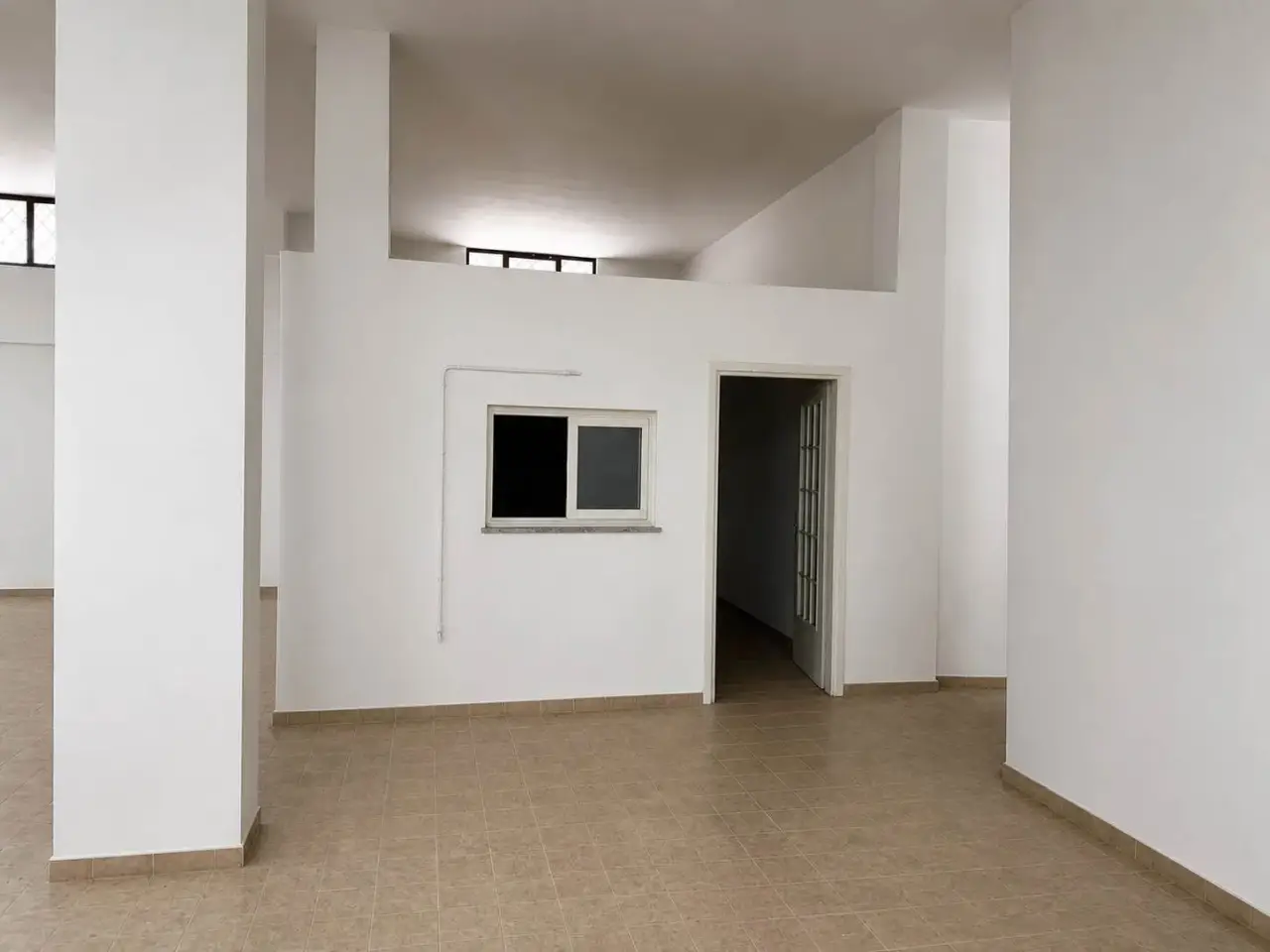 Magazzino in , Quartu Sant'Elena, {3} - Foto 1