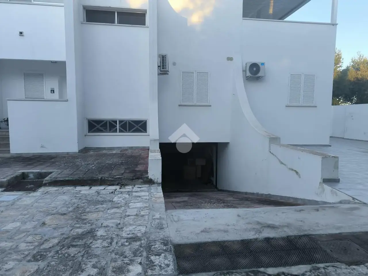 Magazzino in Via Orsa Maggiore 38, Mola Di Bari, {3} - Foto 1