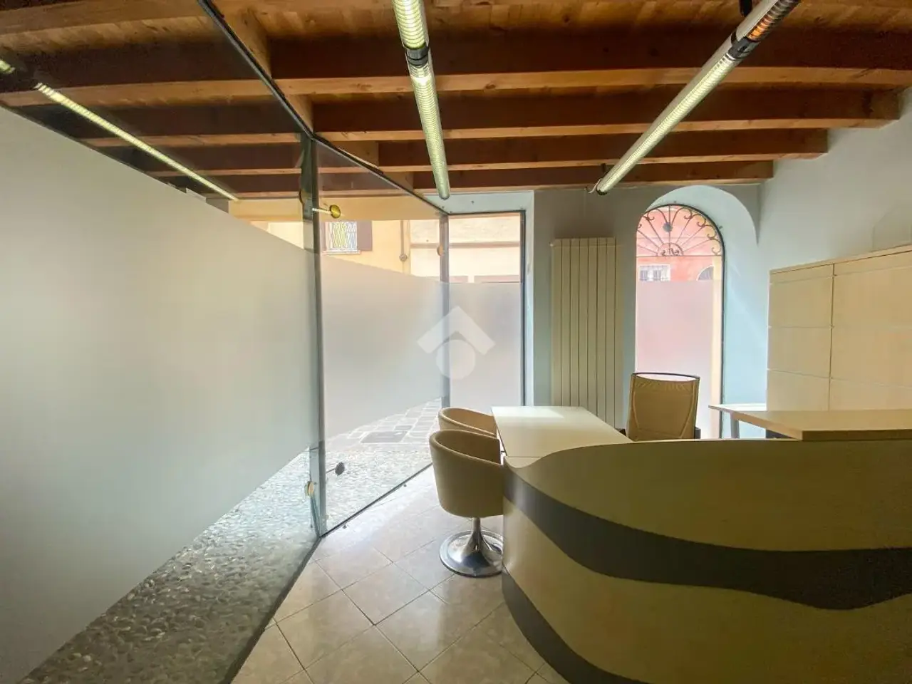 Ufficio in Via Giuseppe di Vittorio 89, Desenzano Del Garda, {3} - Foto 2