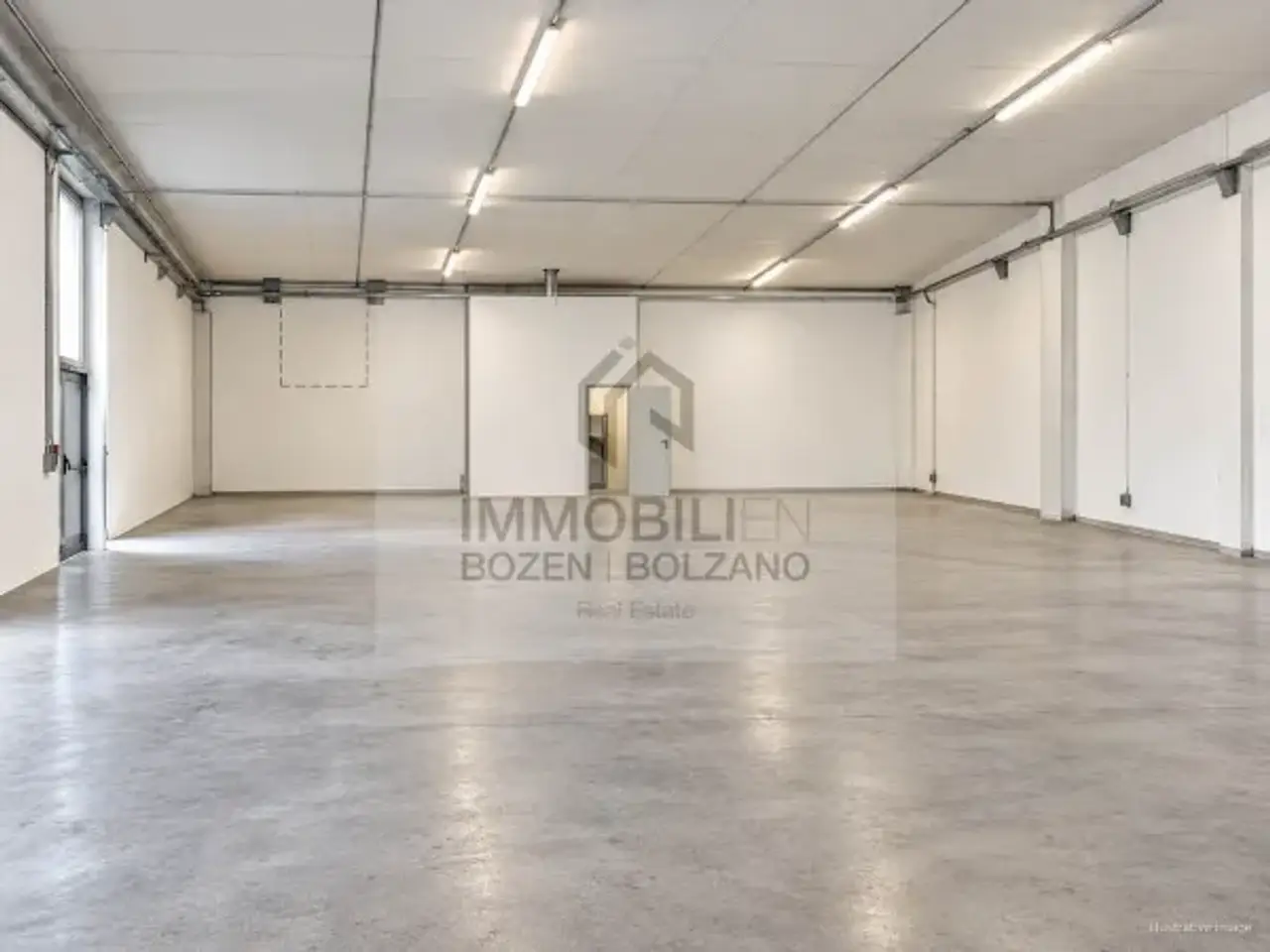 Magazzino in Via Marco Polo 31, Bolzano, {3} - Foto 1
