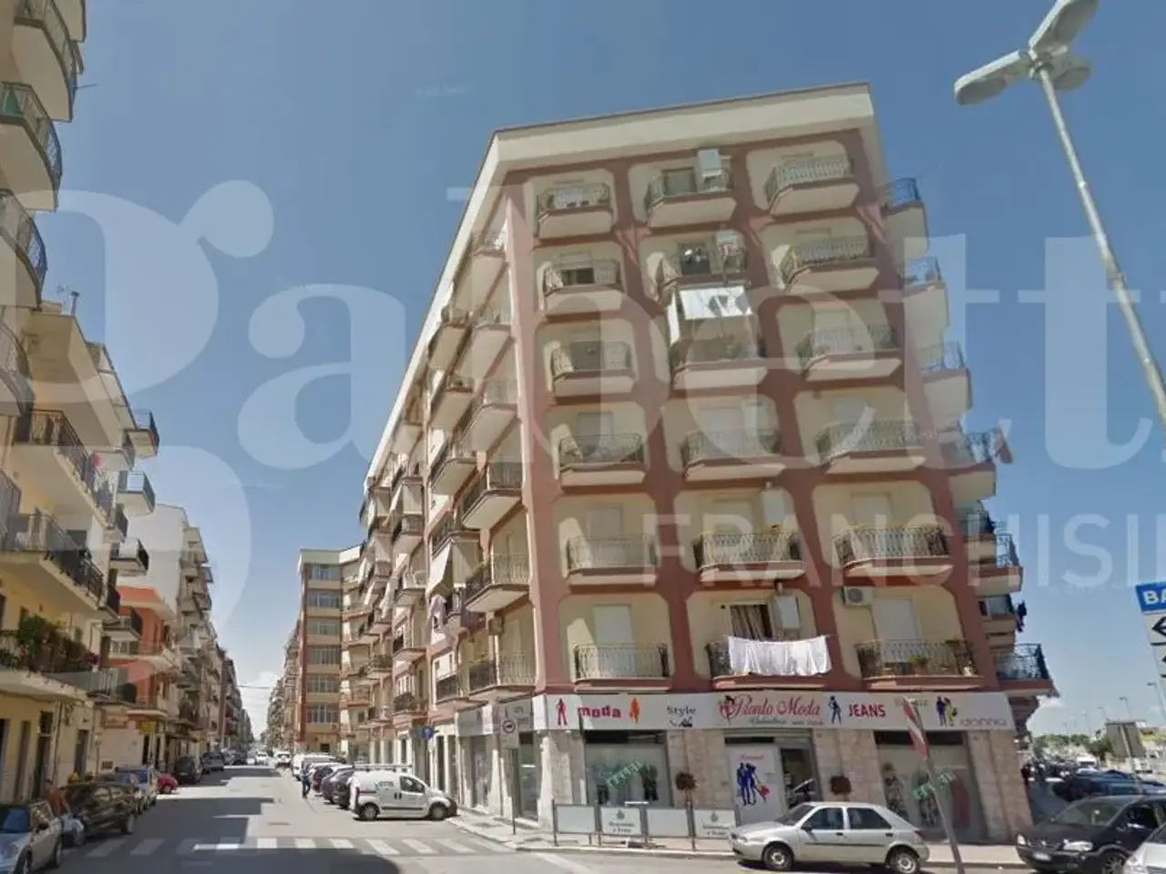 Esercizio commerciale in Via Andria  52, Trani, {3} - Foto 1