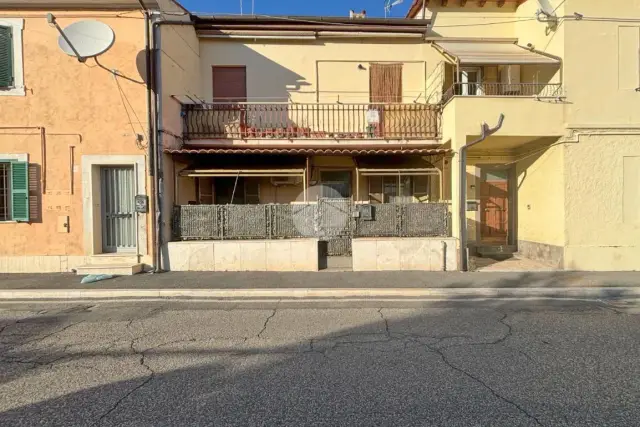 Trilocale in Via Falisca 40, Civita Castellana - Foto 1