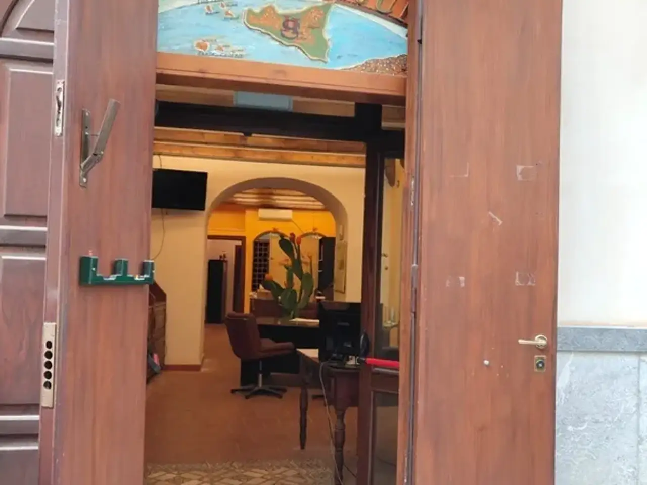 Negozio in Via Alessandro Paternostro, Palermo, {3} - Foto 1