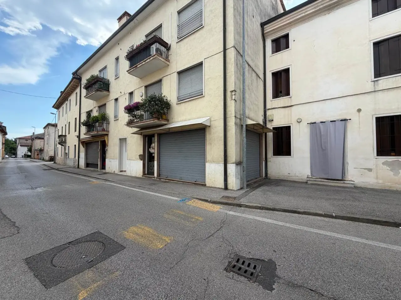 Negozio in Via Chilesotti, Thiene, {3} - Foto 1