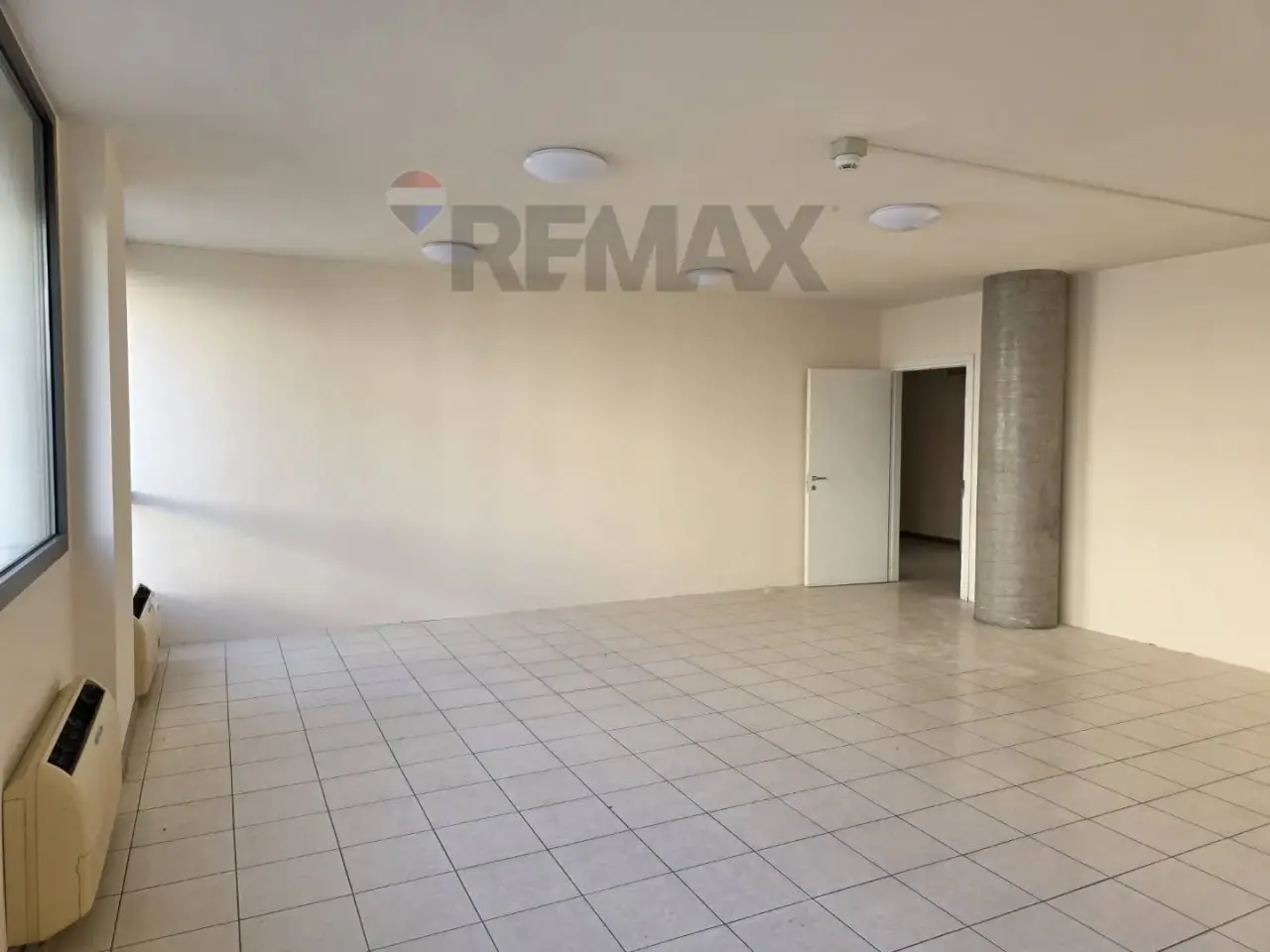 Ufficio in Viale Mazzini 13, Valdobbiadene, {3} - Foto 2