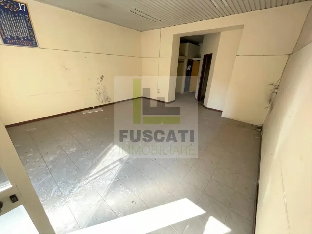 Locale commerciale in Via Napoli, Masseria Grande, Mugnano di Napoli, Napoli, Campania, 80018, Italia, Mugnano Di Napoli, {3} - Foto 2