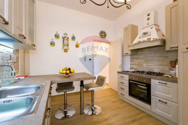 4-room flat, Monreale - Photo 1