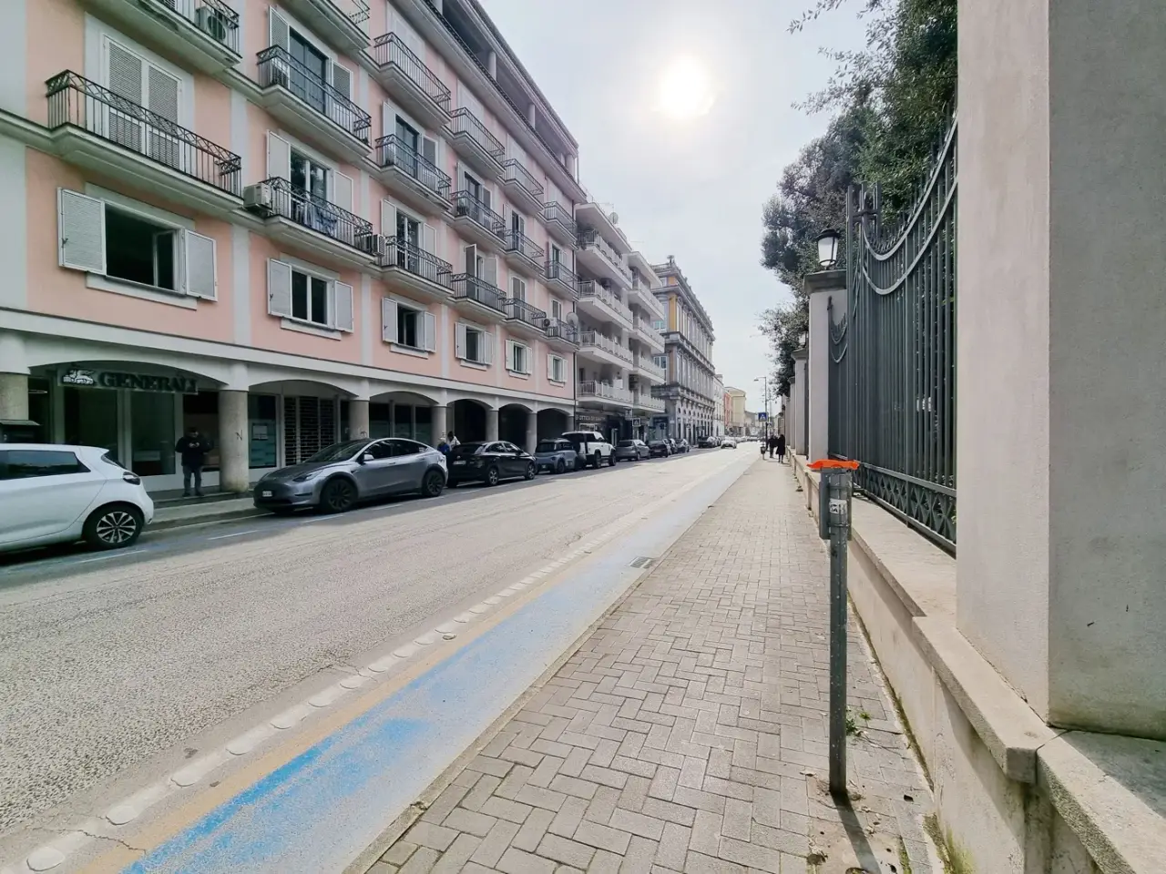 Negozio in Corso Pietro Giannone 76, Caserta, {3} - Foto 2