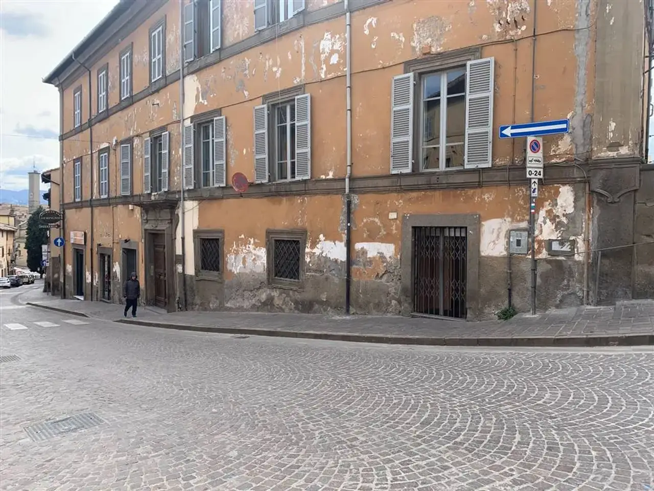 Negozio in Via Cairoli, Viterbo, {3} - Foto 2