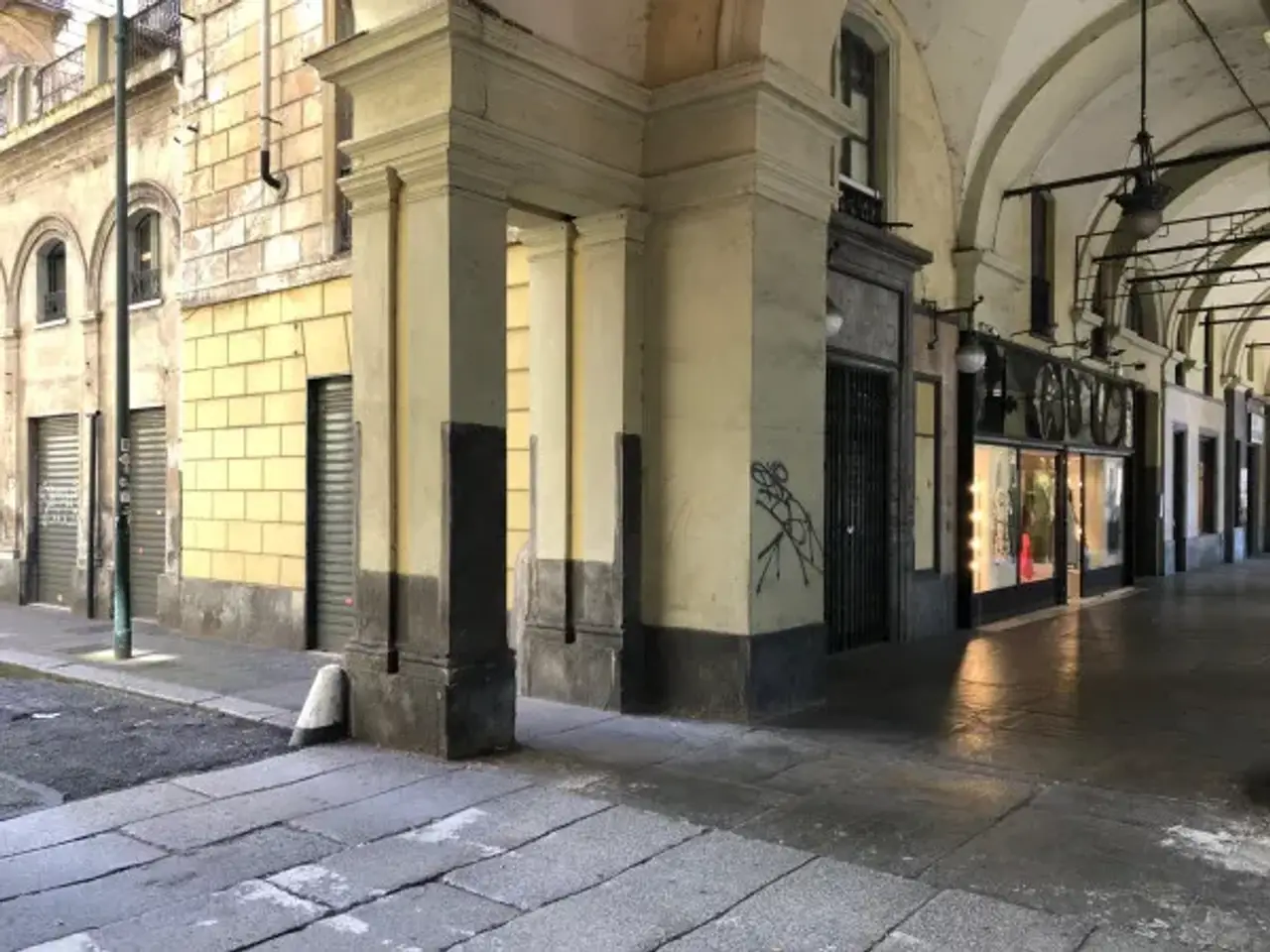 Negozio in Corso Vittorio Emanuele II, Torino, {3} - Foto 1