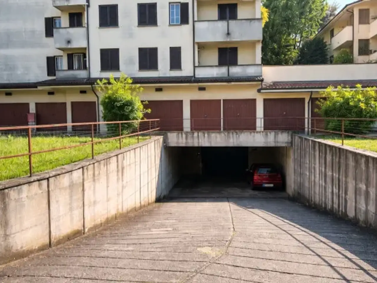 Magazzino in Via 4 Novembre 52, Ronco Briantino, {3} - Foto 1