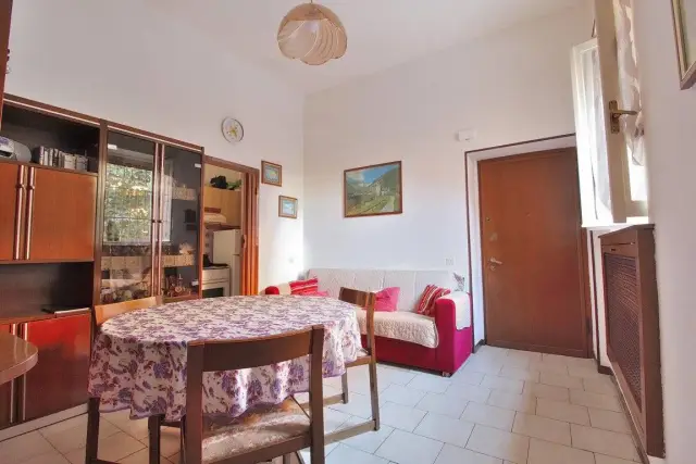 2-room flat in Via San Gervaso, Bernareggio - Photo 1