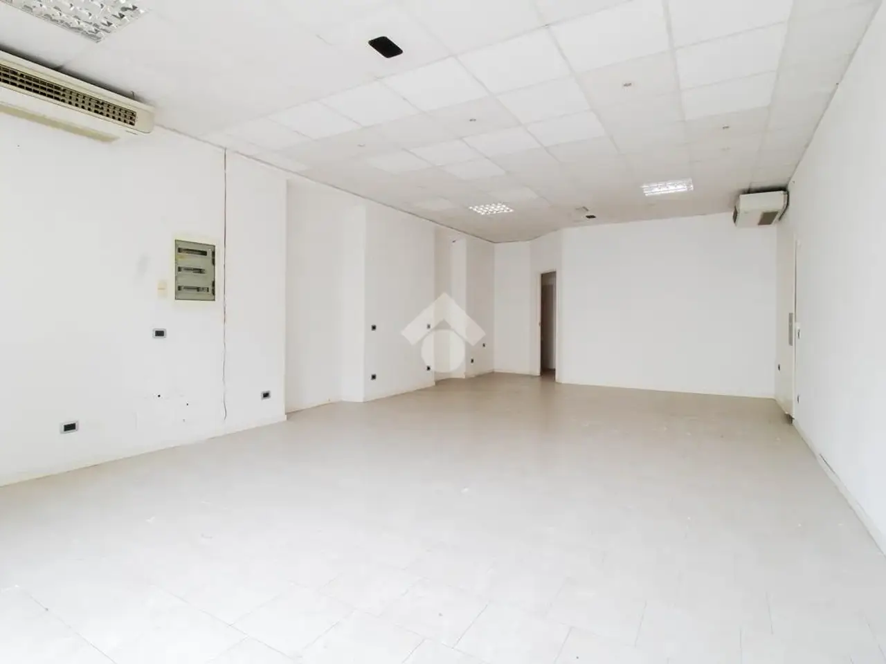 Negozio in Via Provinciale 23, Adro, {3} - Foto 1
