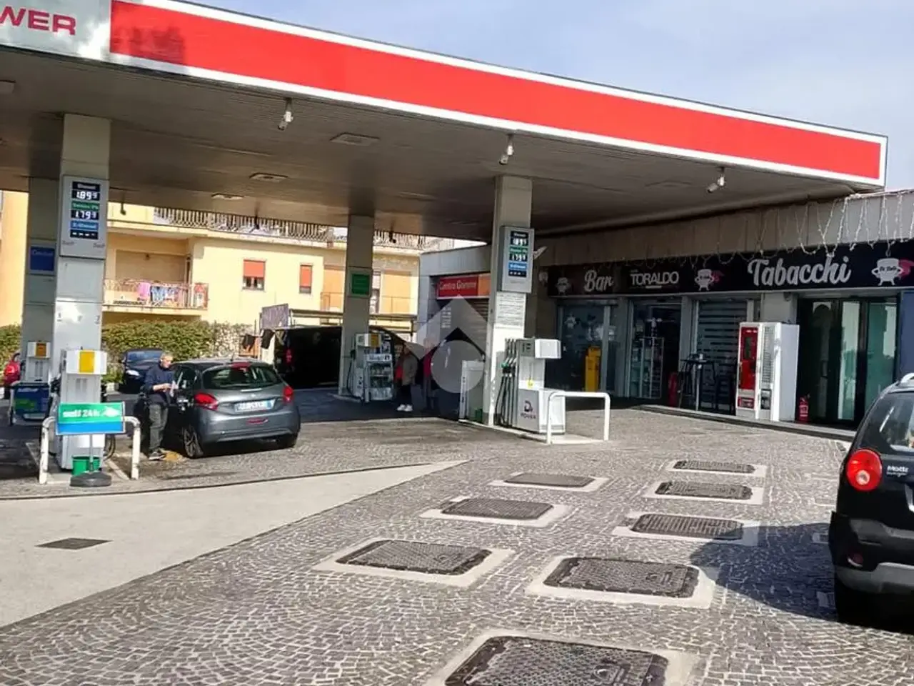 Negozio in Via della Libertà 1, San Sebastiano Al Vesuvio, {3} - Foto 2
